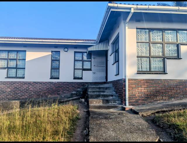 4 BEDROOM HOUSE FOR SALE IN SHALLCROSS